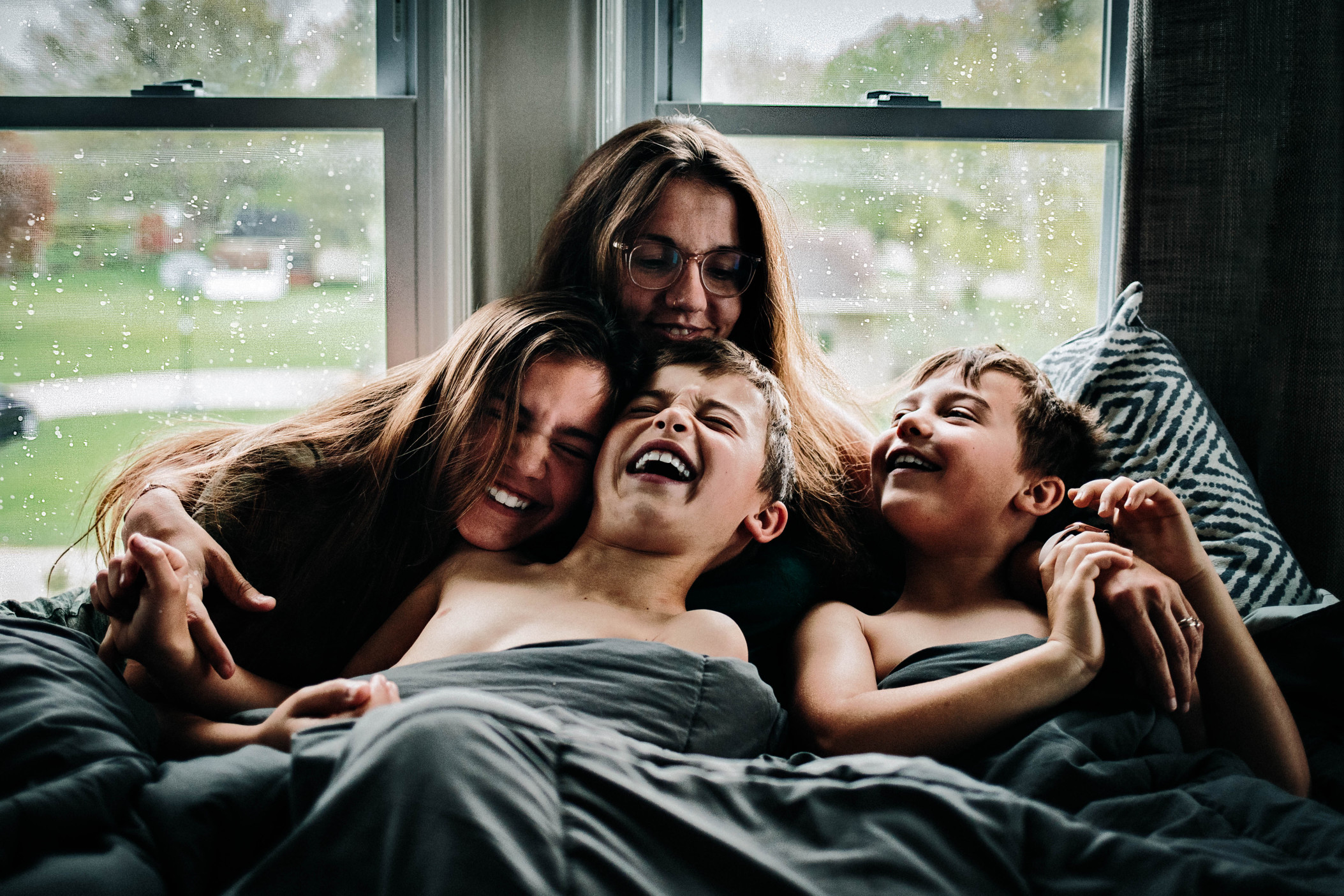 mom-and-kids-during-quarantine