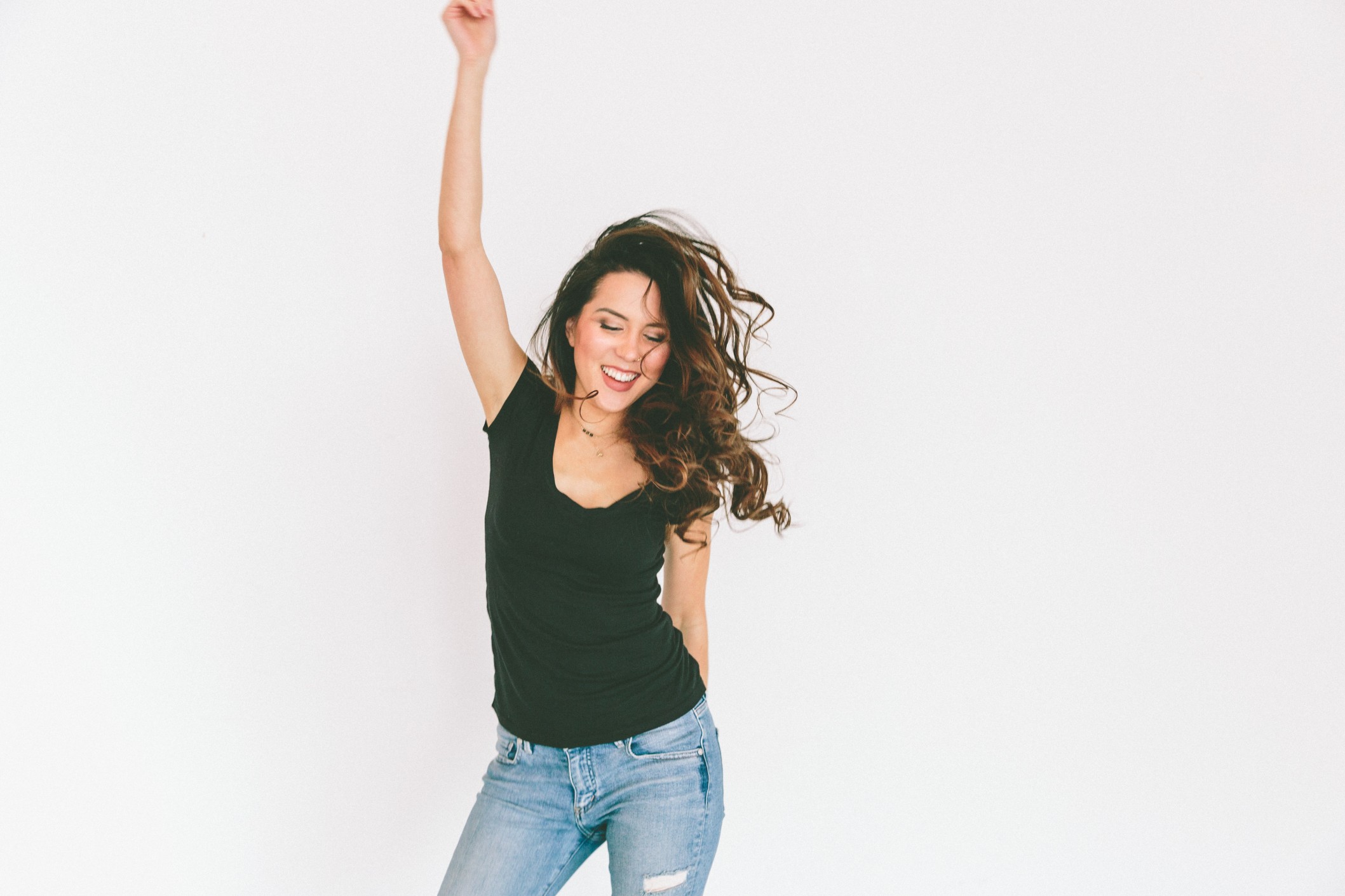 women-dancing-white-background